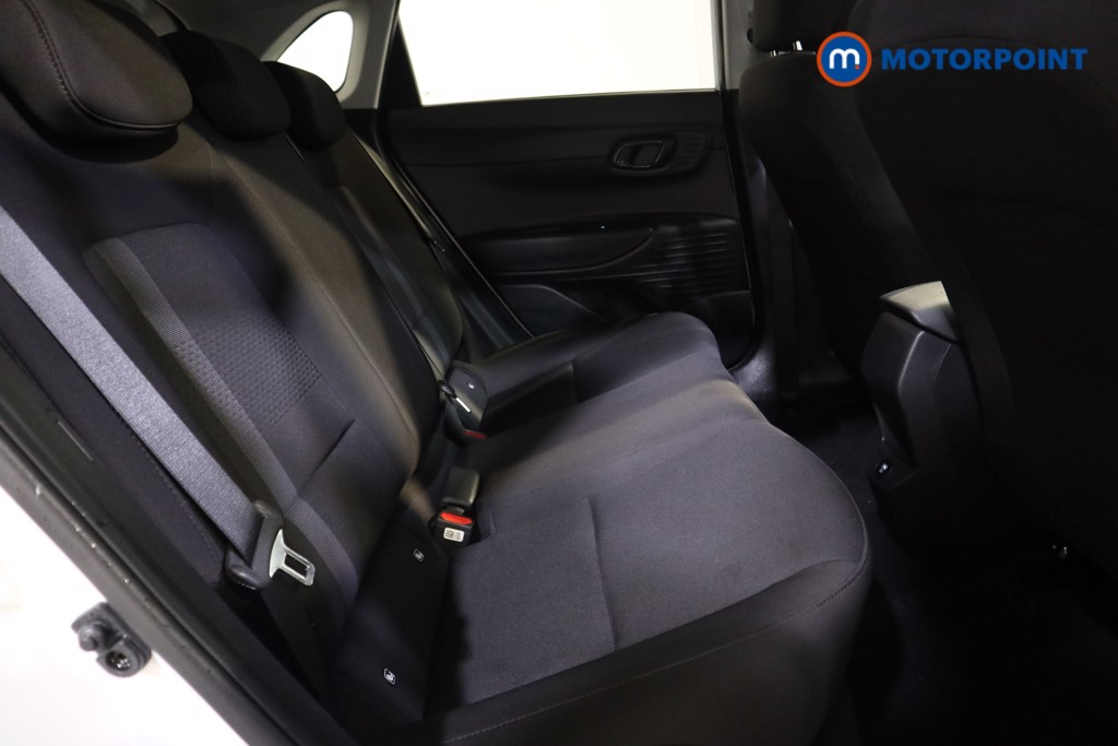 Hyundai I20 Premium Manual Petrol Hatchback - Stock Number (1610744) - 14th supplementary image