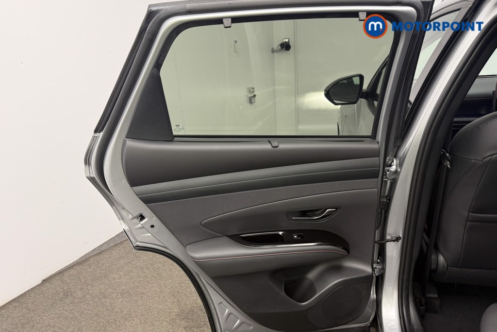 Hyundai Tucson N Line Manual Petrol SUV - Stock Number (1610779) - 8th supplementary image