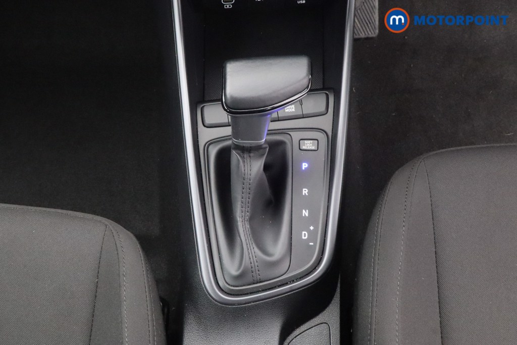 Hyundai I20 Advance Automatic Petrol Hatchback - Stock Number (1610808) - 4th supplementary image