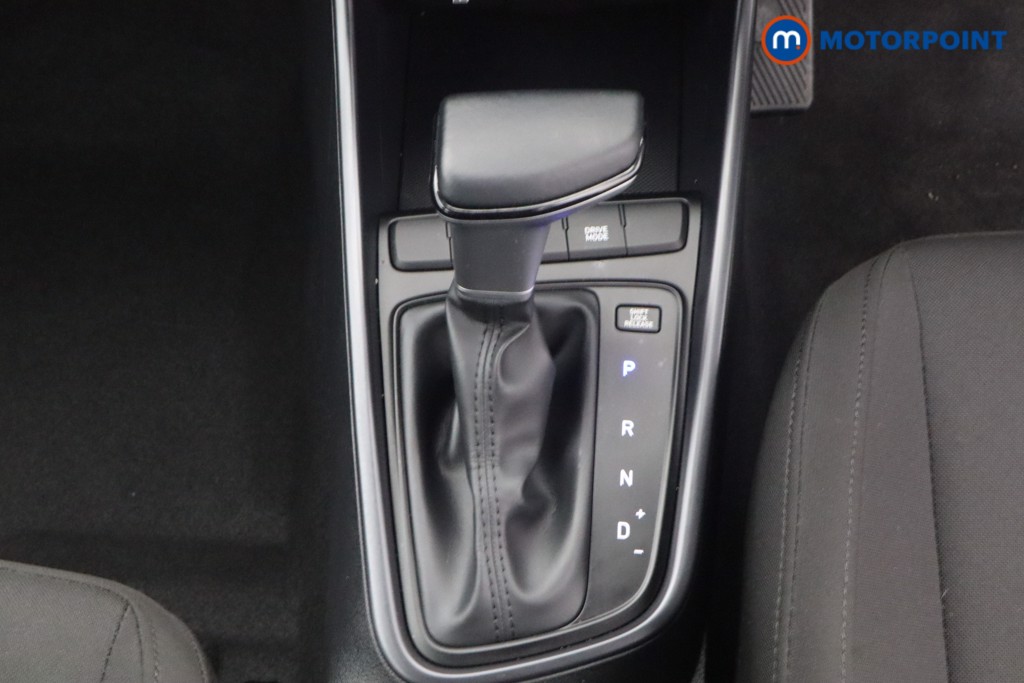 Hyundai I20 Advance Automatic Petrol Hatchback - Stock Number (1610809) - 4th supplementary image