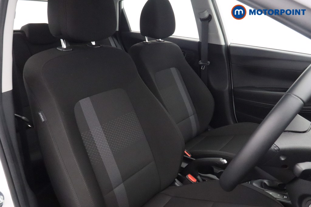 Hyundai I20 Advance Automatic Petrol Hatchback - Stock Number (1610809) - 13th supplementary image