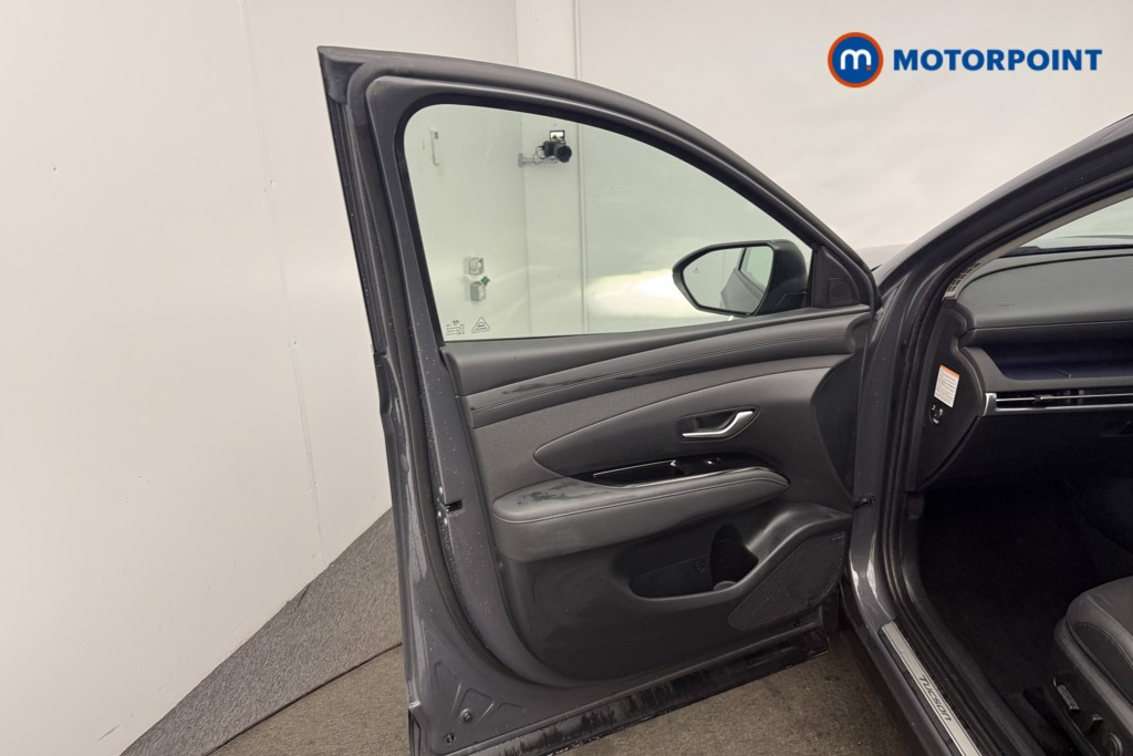 Hyundai Tucson Premium Automatic Petrol Plug-In Hybrid SUV - Stock Number (1610947) - 1st supplementary image