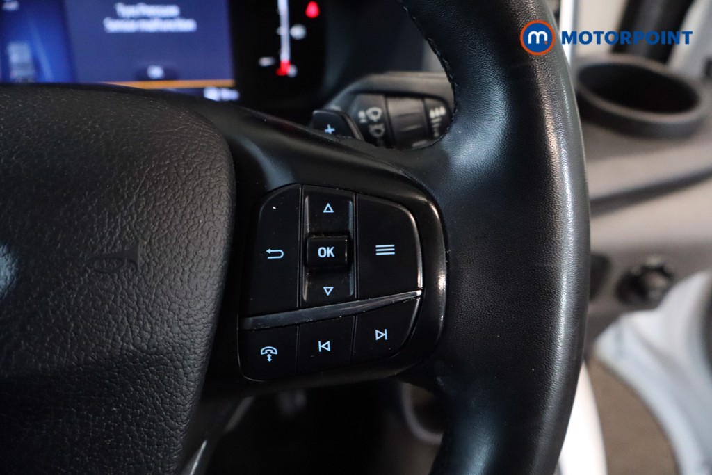 Ford Transit Limited Automatic Diesel Medium Roof Van - Stock Number (1611382) - 7th supplementary image