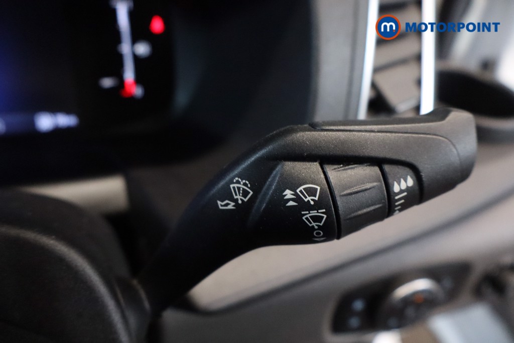 Ford Transit Limited Automatic Diesel Medium Roof Van - Stock Number (1611382) - 14th supplementary image