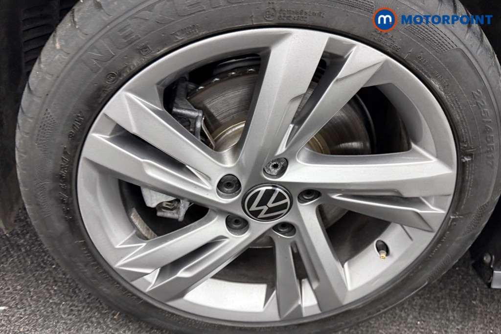 Volkswagen Golf R-Line Automatic Diesel Estate - Stock Number (1611390) - 30th supplementary image