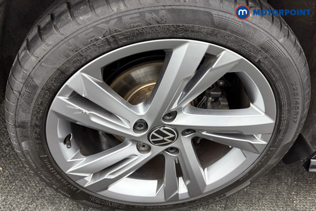 Volkswagen Golf R-Line Automatic Diesel Estate - Stock Number (1611390) - 32nd supplementary image