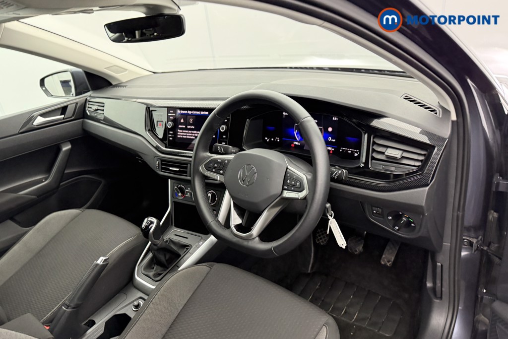 Volkswagen Polo Life Manual Petrol Hatchback - Stock Number (1611738) - 4th supplementary image