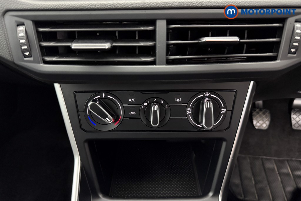 Volkswagen Polo Life Manual Petrol Hatchback - Stock Number (1611740) - 12th supplementary image