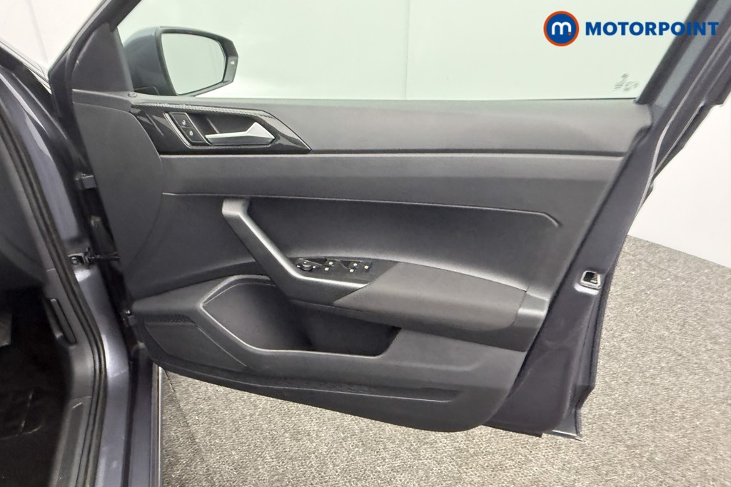 Volkswagen Polo Life Manual Petrol Hatchback - Stock Number (1611740) - 18th supplementary image