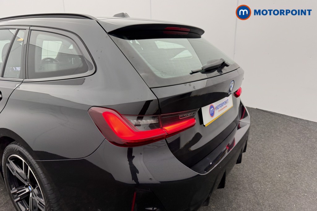 BMW 3 Series M Sport Automatic Petrol Plug-In Hybrid Estate - Stock Number (1611941) - 29th supplementary image