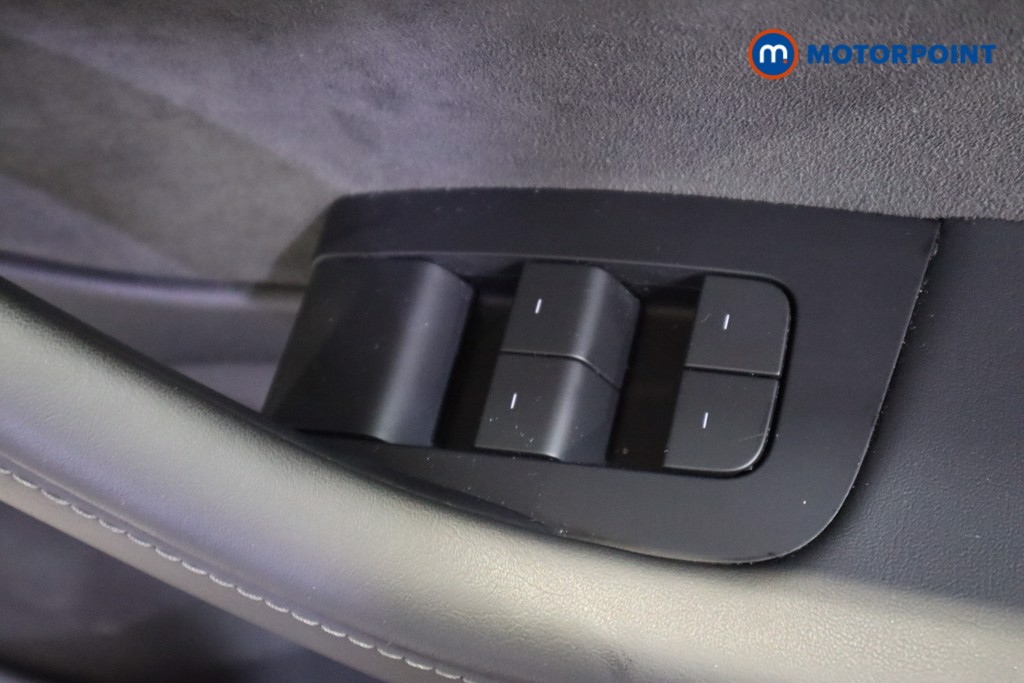 Tesla Model 3 Performance Automatic Electric Saloon - Stock Number (1612126) - 10th supplementary image