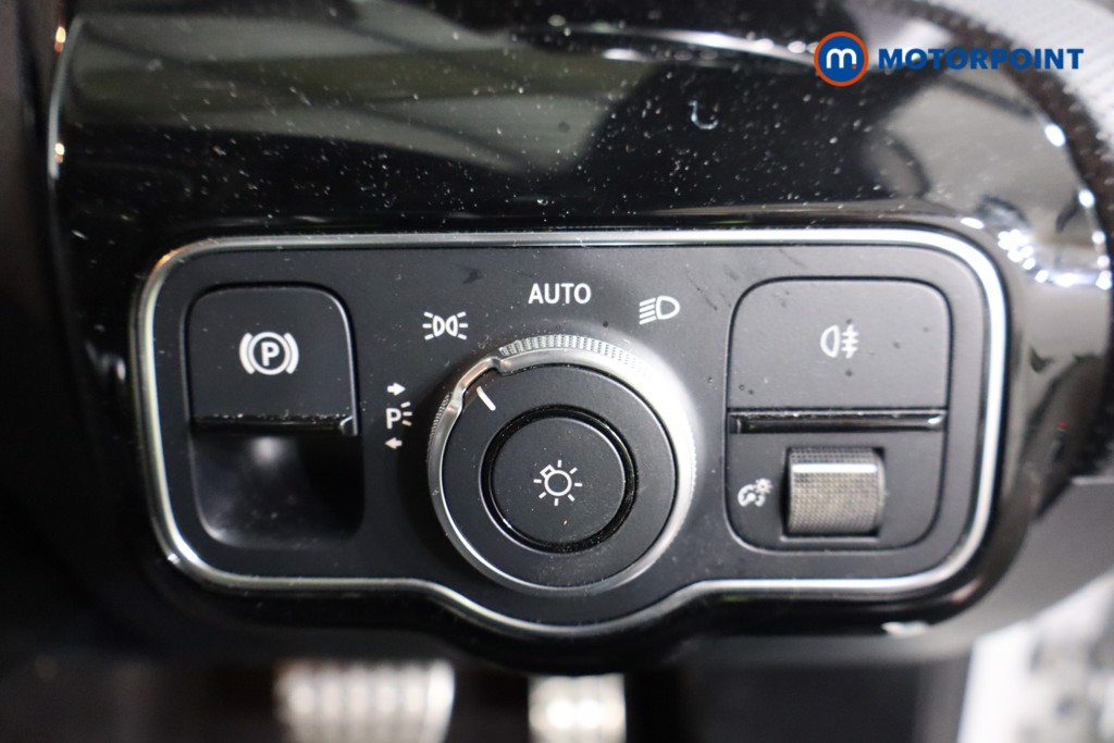 Mercedes-Benz CLA Amg Line Automatic Petrol Estate - Stock Number (1612141) - 16th supplementary image