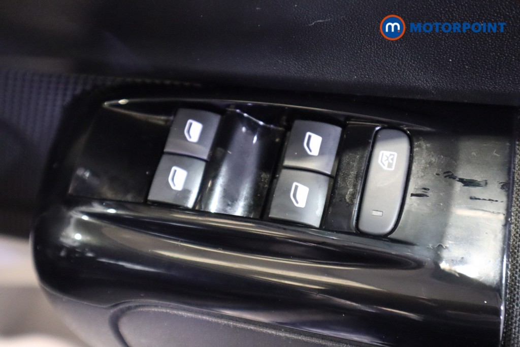 Citroen C3 Shine Manual Petrol Hatchback - Stock Number (1612213) - 12th supplementary image