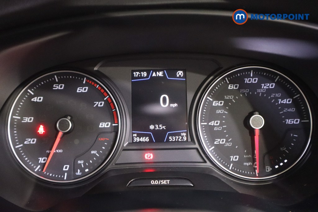 Seat Leon FR Manual Petrol Hatchback - Stock Number (1612392) - 4th supplementary image