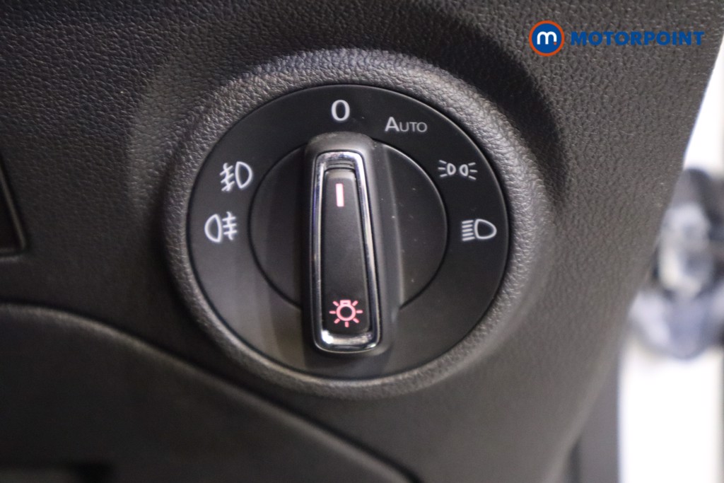 Seat Leon FR Manual Petrol Hatchback - Stock Number (1612392) - 18th supplementary image