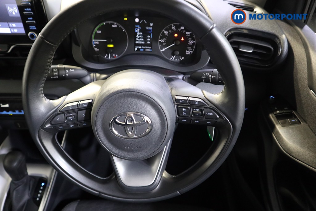 Toyota Yaris Icon Automatic Petrol-Electric Hybrid Hatchback - Stock Number (1612449) - 2nd supplementary image