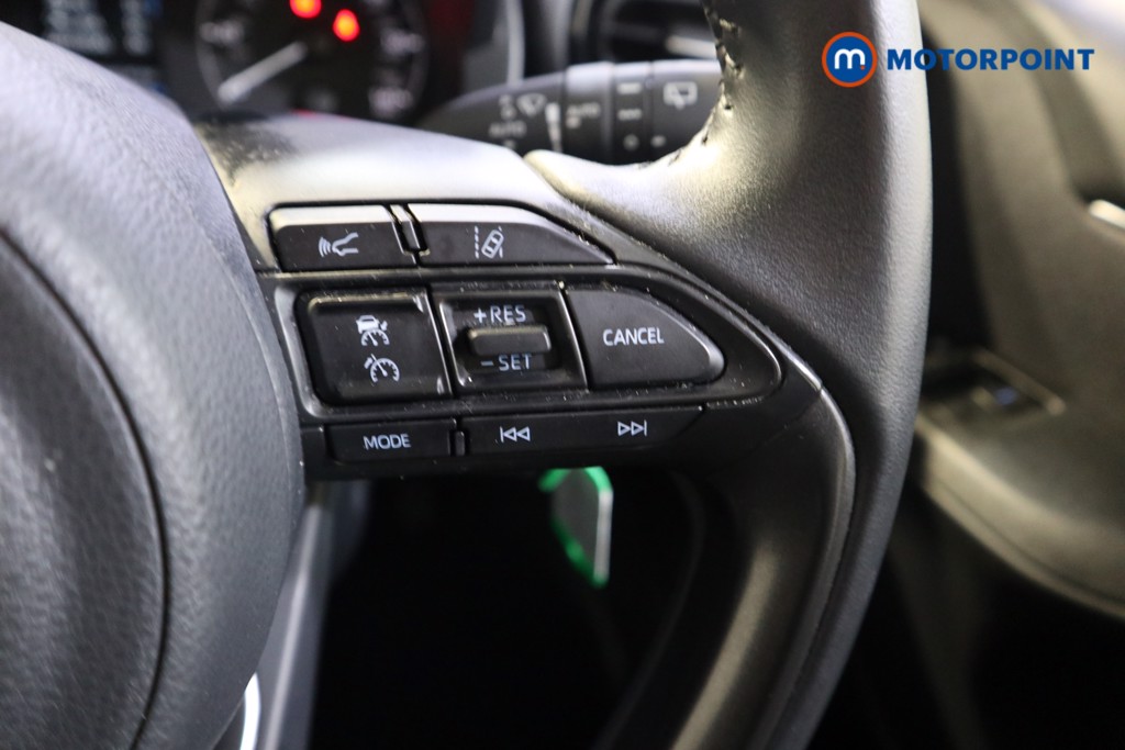 Toyota Yaris Icon Automatic Petrol-Electric Hybrid Hatchback - Stock Number (1612449) - 4th supplementary image