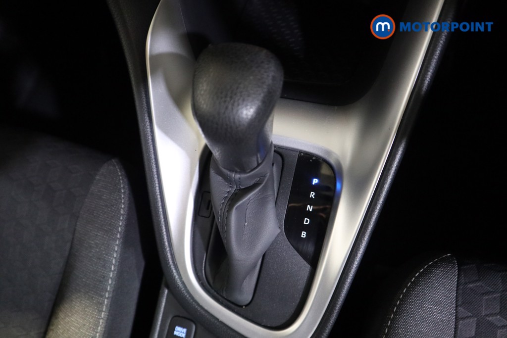 Toyota Yaris Icon Automatic Petrol-Electric Hybrid Hatchback - Stock Number (1612449) - 8th supplementary image