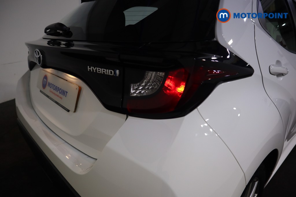 Toyota Yaris Icon Automatic Petrol-Electric Hybrid Hatchback - Stock Number (1612449) - 25th supplementary image
