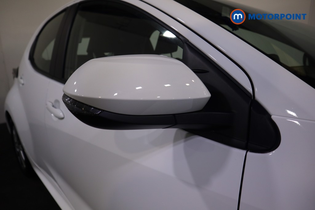 Toyota Yaris Icon Automatic Petrol-Electric Hybrid Hatchback - Stock Number (1612449) - 28th supplementary image