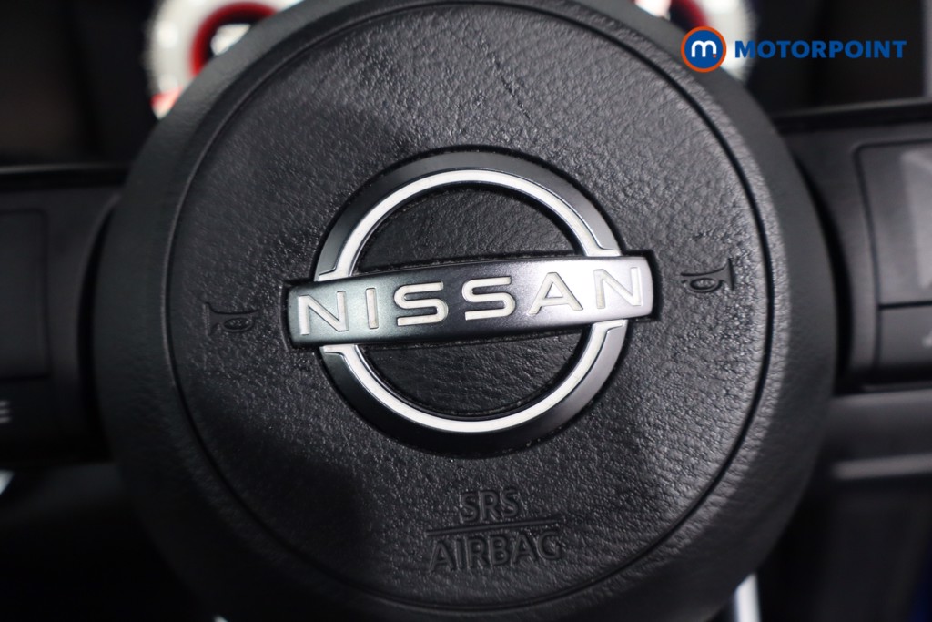 Nissan Qashqai Tekna Manual Petrol SUV - Stock Number (1612724) - 13th supplementary image