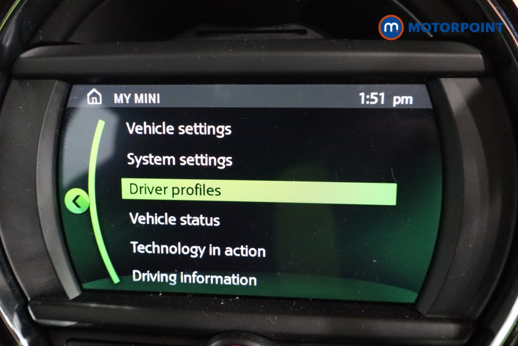 Mini Clubman Cooper Sport Manual Petrol Estate - Stock Number (1612889) - 8th supplementary image