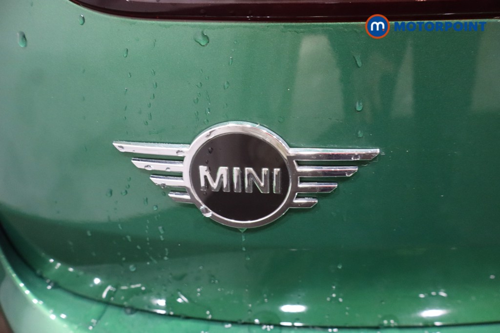 Mini Clubman Cooper Sport Manual Petrol Estate - Stock Number (1612889) - 33rd supplementary image