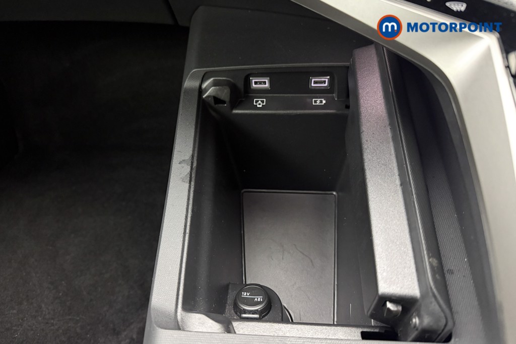 Peugeot 5008 Allure Automatic Petrol SUV - Stock Number (1612892) - 17th supplementary image