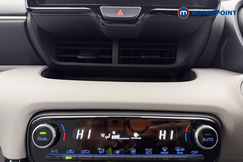 Toyota Yaris Excel Automatic Petrol-Electric Hybrid Hatchback - Stock Number (1613002) - 10th supplementary image