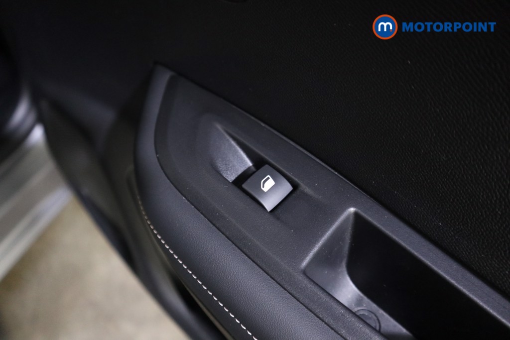 Peugeot 2008 Allure Automatic Petrol SUV - Stock Number (1613094) - 17th supplementary image