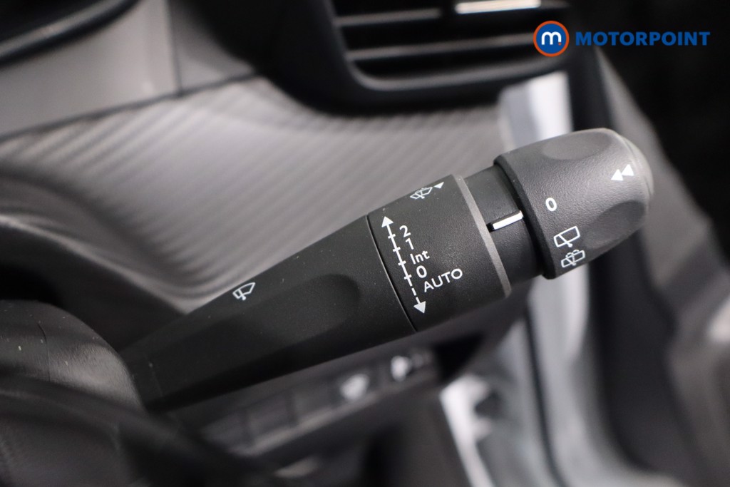 Peugeot 2008 Allure Manual Petrol SUV - Stock Number (1613116) - 15th supplementary image
