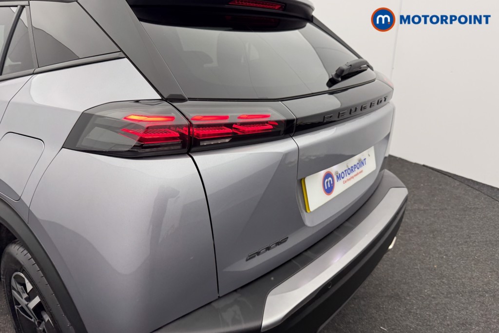 Peugeot 2008 Allure Manual Petrol SUV - Stock Number (1613124) - 23rd supplementary image