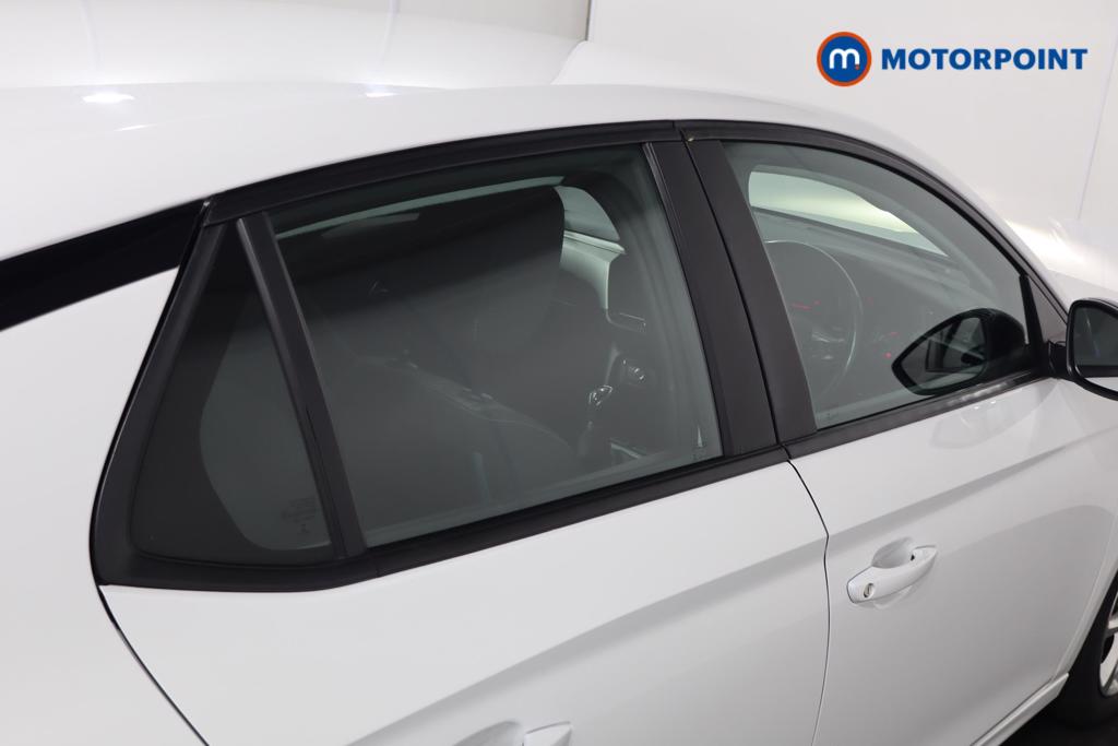 Vauxhall Corsa Se Premium Manual Petrol Hatchback - Stock Number (1613379) - 22nd supplementary image