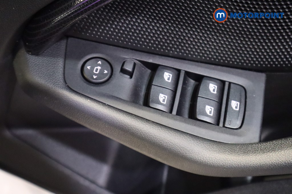 BMW 1 Series Sport Manual Petrol Hatchback - Stock Number (1613387) - 11th supplementary image