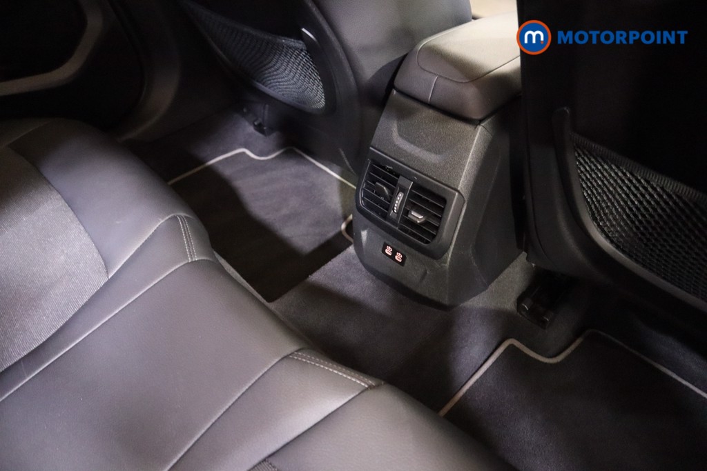 BMW 1 Series Sport Manual Petrol Hatchback - Stock Number (1613387) - 19th supplementary image