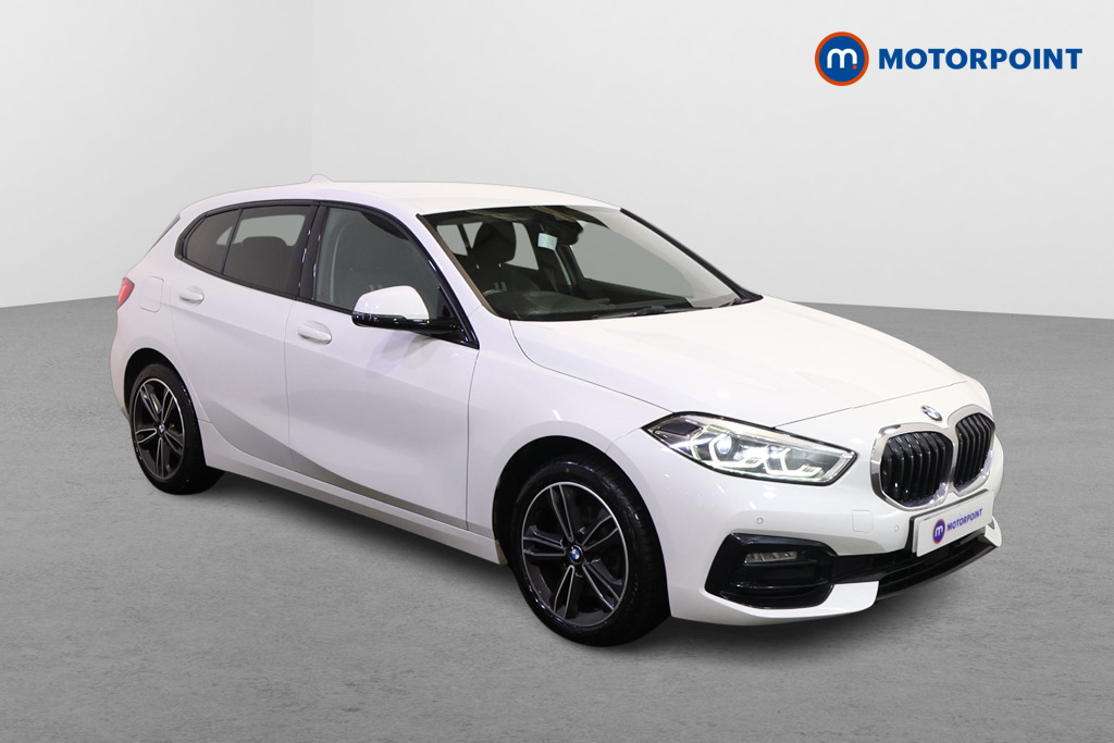BMW 1 Series Sport Manual Petrol Hatchback - Stock Number (1613387) - Drivers side front corner
