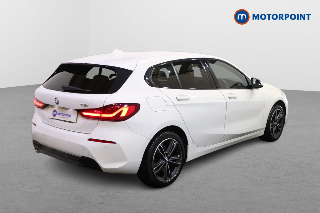 BMW 1 Series Sport Manual Petrol Hatchback - Stock Number (1613387) - Drivers side rear corner