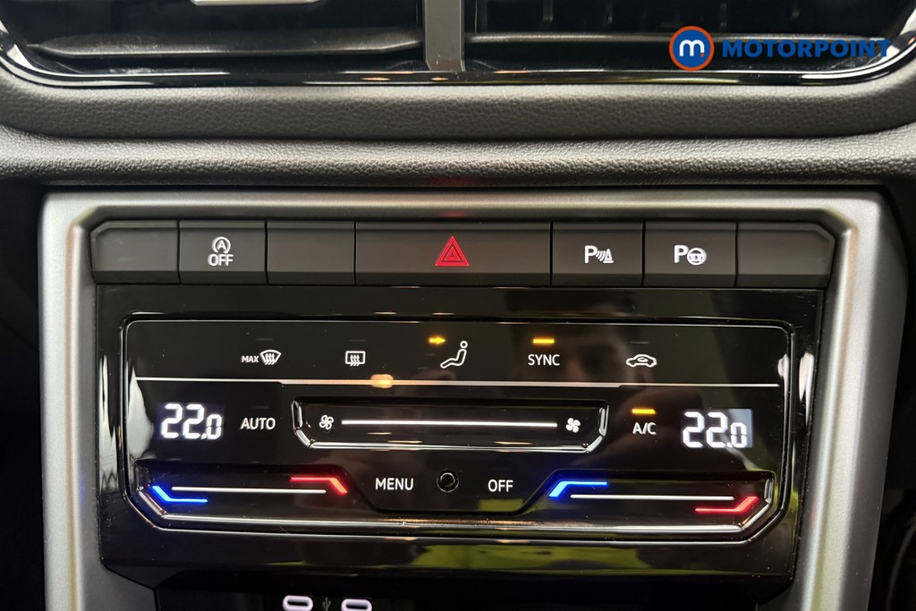 Volkswagen T-Roc Life Manual Petrol SUV - Stock Number (1613536) - 24th supplementary image