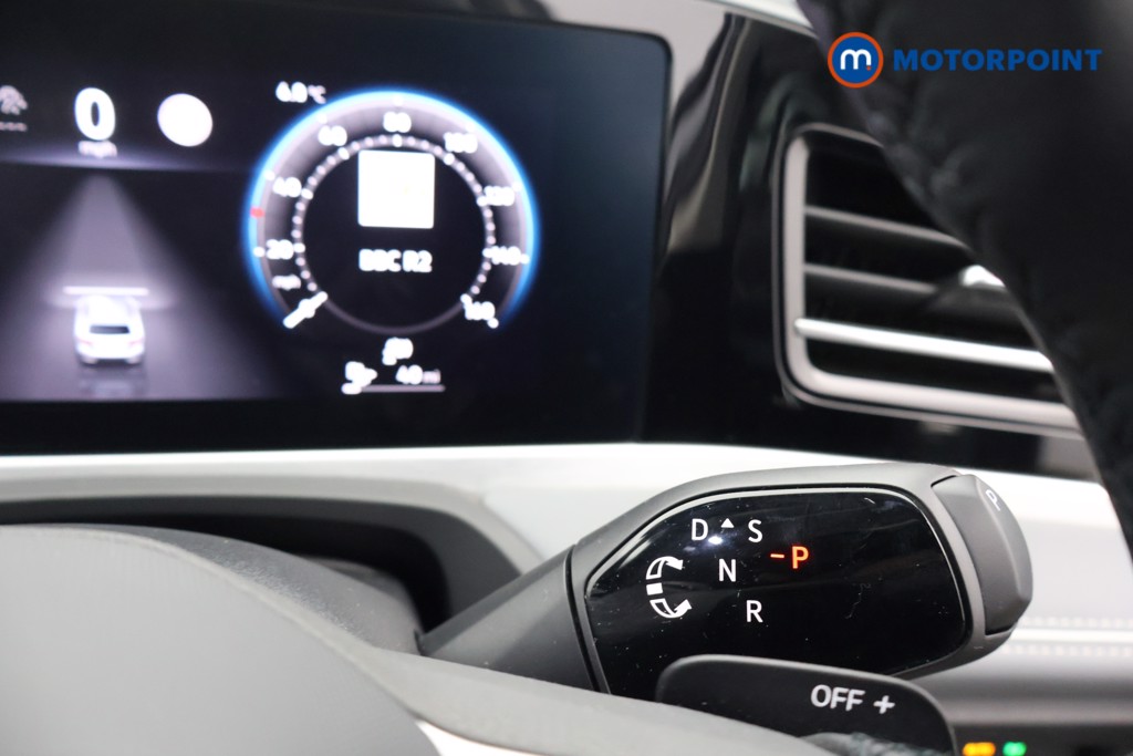 Volkswagen Passat Life Automatic Petrol Plug-In Hybrid Estate - Stock Number (1613647) - 6th supplementary image