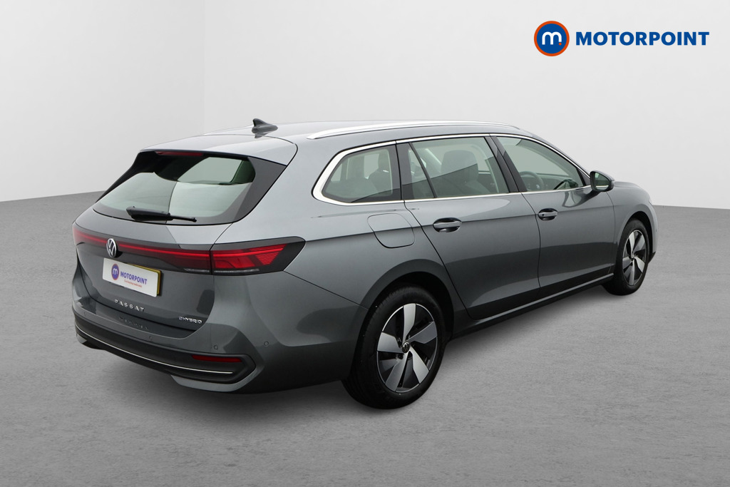 Volkswagen Passat Life Automatic Petrol Plug-In Hybrid Estate - Stock Number (1613647) - Drivers side rear corner