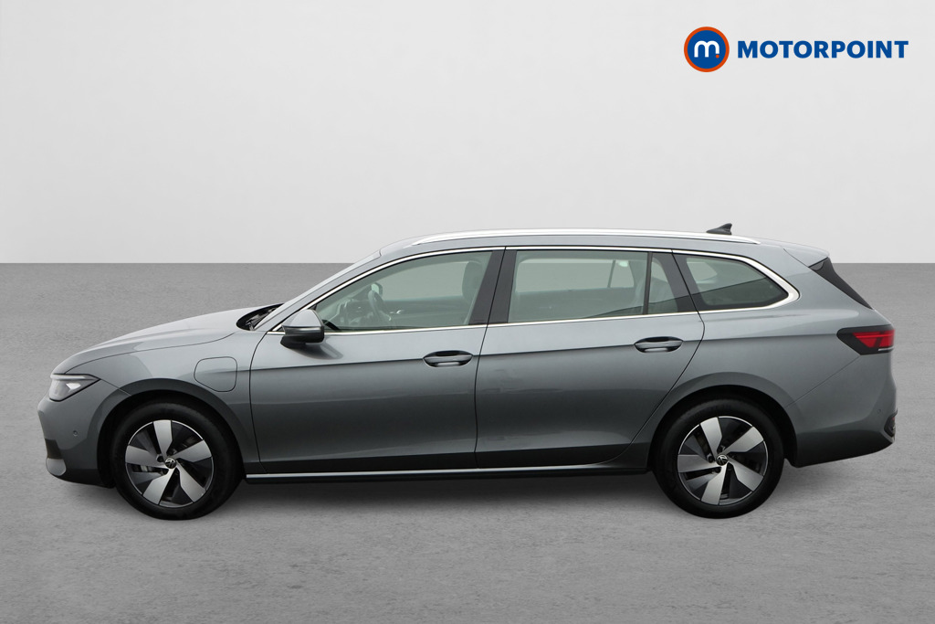 Volkswagen Passat Life Automatic Petrol Plug-In Hybrid Estate - Stock Number (1613647) - Passenger side