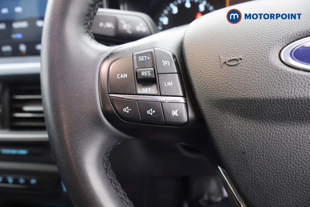 Ford Focus Active Manual Petrol Estate - Stock Number (1613756) - 8th supplementary image