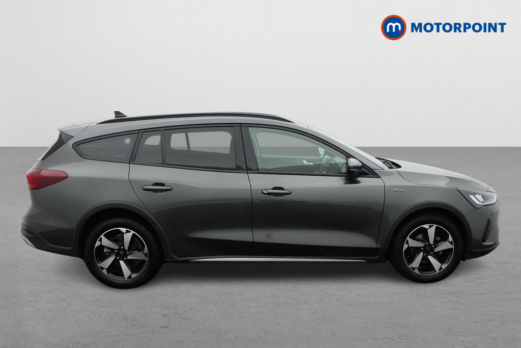 Ford Focus Active Manual Petrol Estate - Stock Number (1613756) - Drivers side