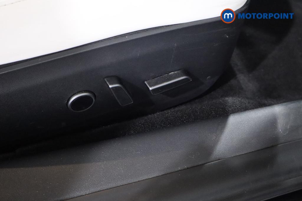 Tesla Model 3 Long Range Automatic Electric Saloon - Stock Number (1614551) - 10th supplementary image