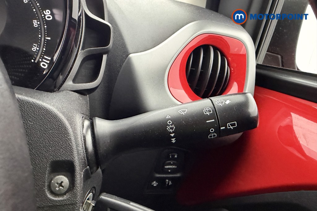 Toyota Aygo X-Play Manual Petrol Hatchback - Stock Number (1614568) - 8th supplementary image