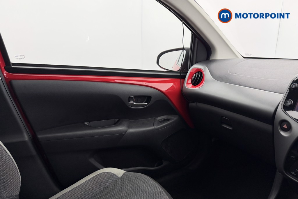 Toyota Aygo X-Play Manual Petrol Hatchback - Stock Number (1614568) - 22nd supplementary image