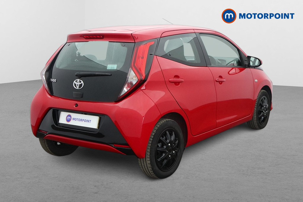 Toyota Aygo X-Play Manual Petrol Hatchback - Stock Number (1614568) - Drivers side rear corner