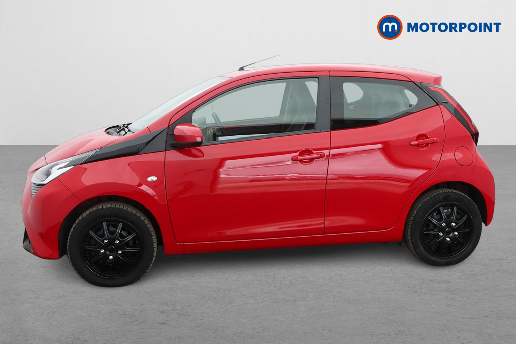 Toyota Aygo X-Play Manual Petrol Hatchback - Stock Number (1614568) - Passenger side