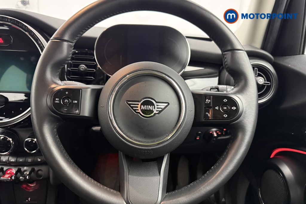 Mini Hatchback Cooper Classic Manual Petrol Hatchback - Stock Number (1614635) - 5th supplementary image