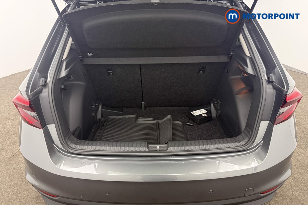 Skoda Fabia Colour Edition Manual Petrol Hatchback - Stock Number (1614638) - 5th supplementary image